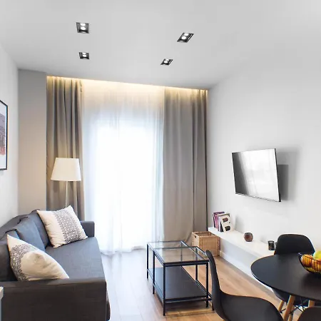 Stylish And Renovated Retreat In Thessaloniki: Cozy Apartment At Ioulianou 33 Exterior foto